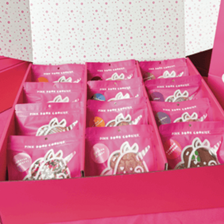 Pink Door Cookies Experience – 16 Flavors